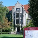 Deux personnes retrouvées tuées par balle dans une voiture sur le campus de l'Université de Chicago : rapport
