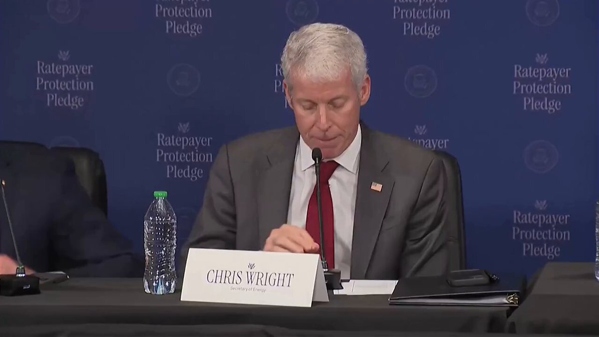 .@GovKemp souligne comment les États pro-énergétiques imposent moins de charges aux résidents en ce qui…