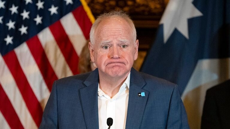 Des poupées transgenres seront disponibles pour les écoliers du Minnesota dès l'âge de 4 ans dans le cadre d'un programme soutenu par Walz : rapport