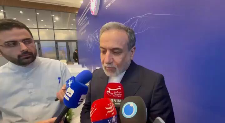 Le ministre iranien des Affaires étrangères Araghchi : "Nous ne répondrons pas à la force, à la pression…