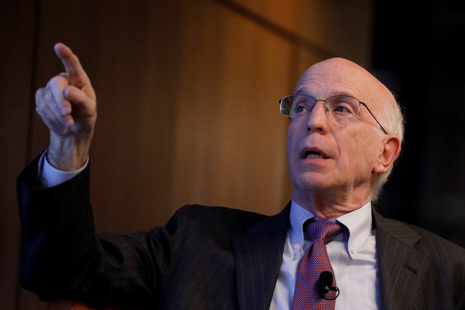 Warsh a finalement proposé des orientations prospectives, selon l'ancien vice-président de la Fed