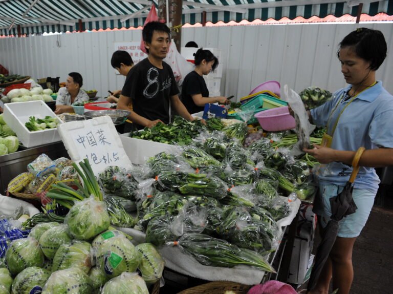 L’inflation à Singapour atteint son plus haut niveau depuis près de deux ans, mais reste inférieure aux attentes