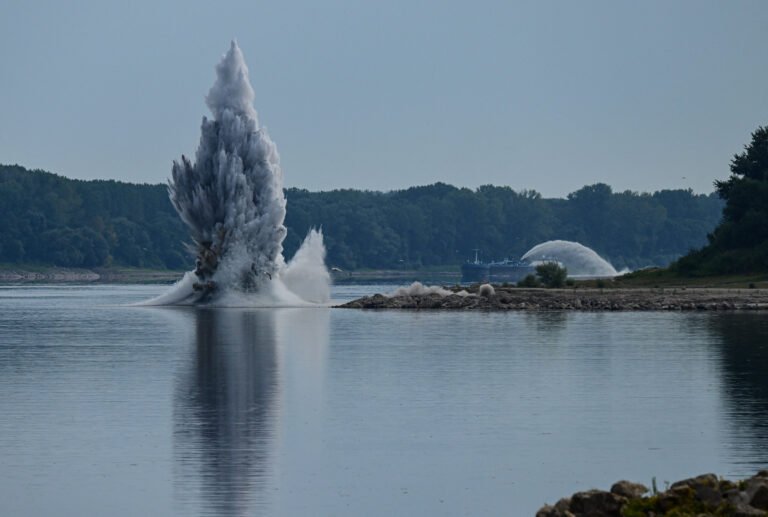 L’Europe fait exploser le lit des rivières alors qu’une sécheresse extrême fait des ravages sur son économie