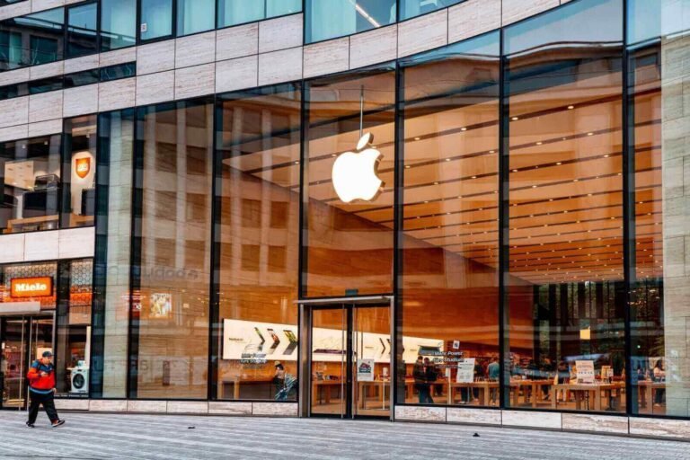 Apple vient de divulguer son avenir en matière d'IA. Les investisseurs ont davantage de raisons de s’inquiéter.
