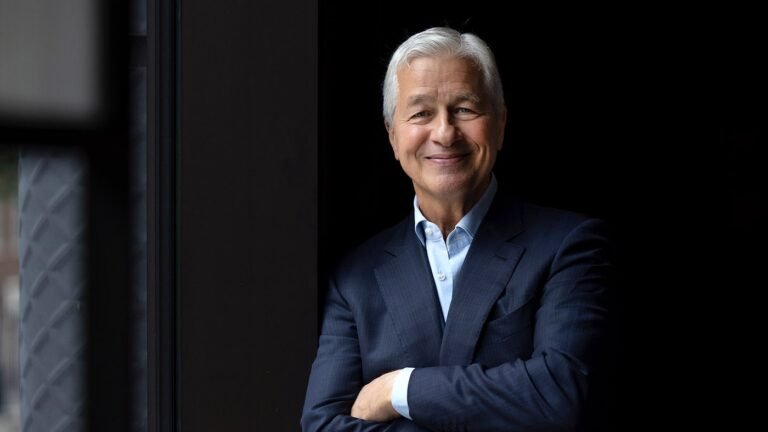 JPMorgan a constamment dépassé son propre objectif de rendement de 17 % sous Jamie Dimon. L’action est-elle toujours un achat ?