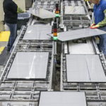 Wall Street couronne le premier solaire comme grand gagnant après que les tarifs douaniers sur le polysilicium de Trump aient créé un « plancher structurel » pour l'industrie