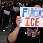 Un autre signe des temps : « F**k ICE »