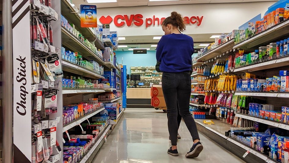 L’action CVS chute par rapport aux perspectives pour 2027 malgré de solides bénéfices