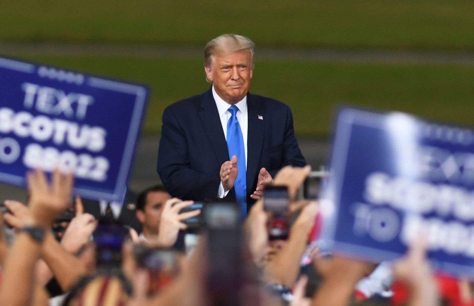 Octobre rouge : le président Trump organisera bientôt un rassemblement quotidien