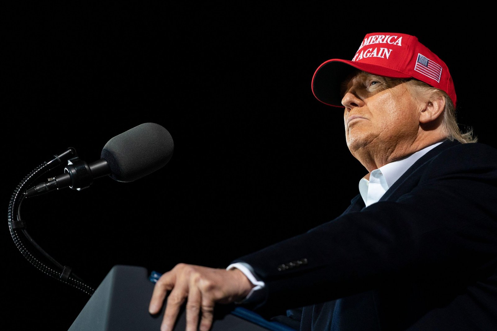 Le président Trump plaide pour une frontière nord plus sûre dans les négociations commerciales avec le Canada