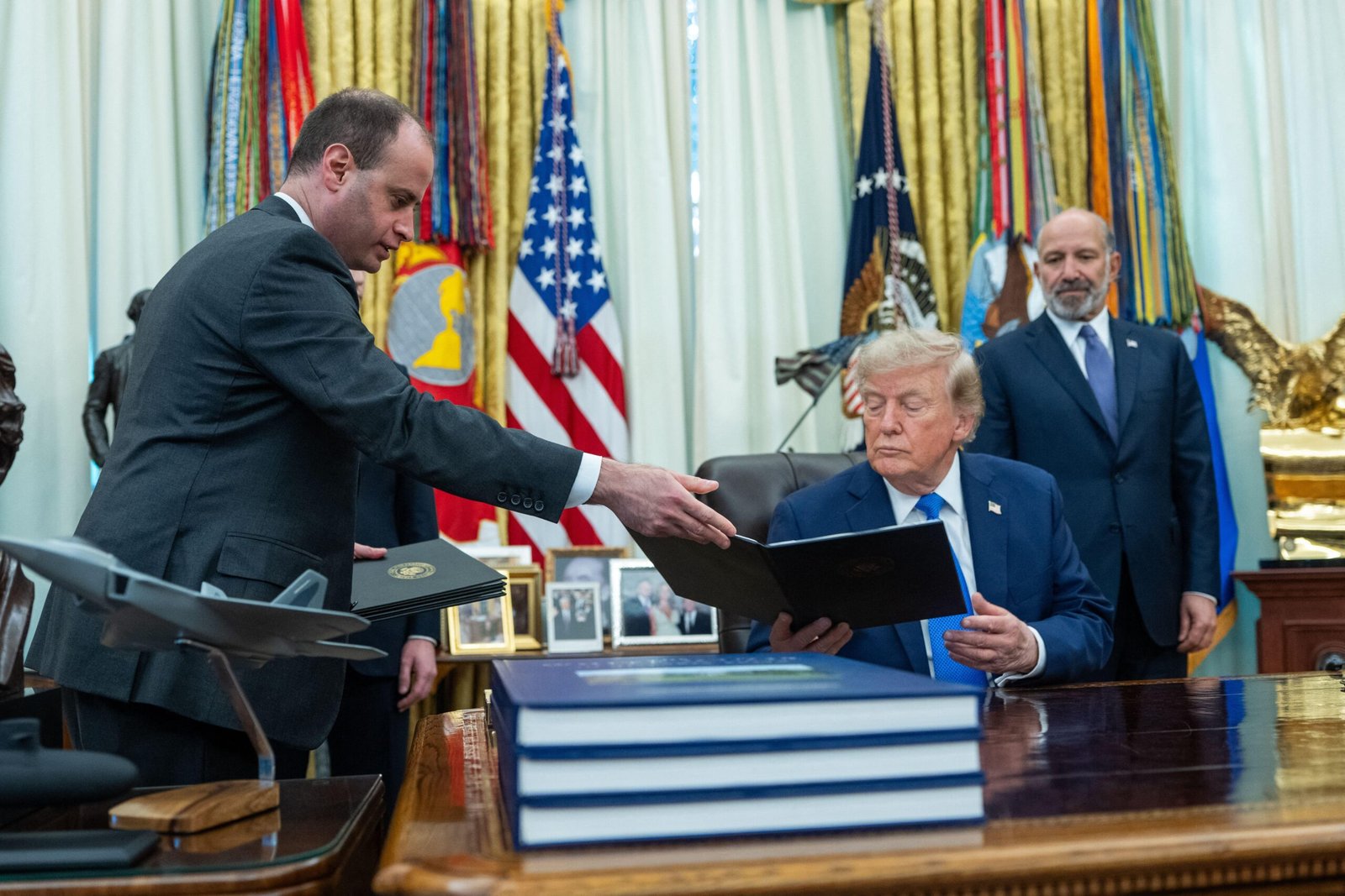 Le POTUS nomme Will Scharf comme prochain conseiller de la Maison Blanche