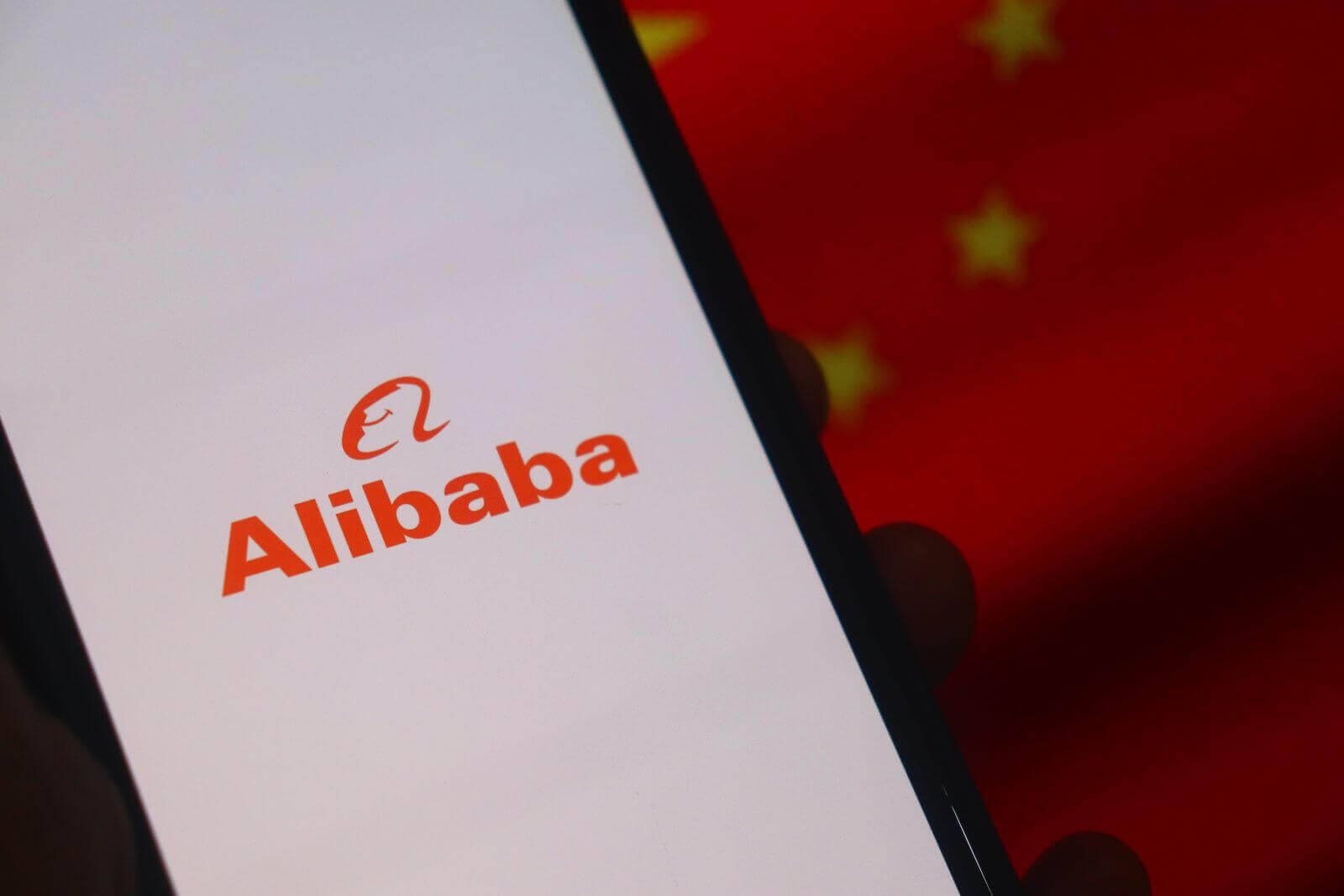 Pourquoi le fondateur milliardaire Jack Ma vient d'acheter pour 76,5 millions de dollars d'actions Alibaba