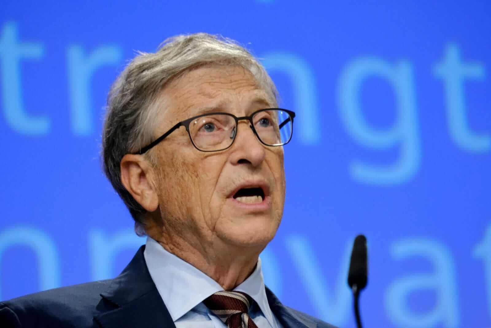 Bill Gates déclare que « nous avons besoin de temps pour nous préparer » à un bouleversement économique – en particulier le remplacement des travailleurs à 20 dollars de l’heure par des robots à 10 dollars de l’heure