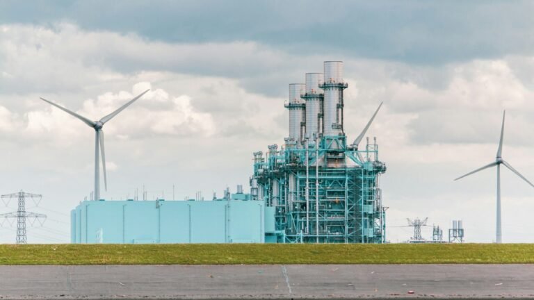 Siemens Energy dépasse les prévisions alors que la demande de centres de données IA génère des commandes record : résultats du troisième trimestre
