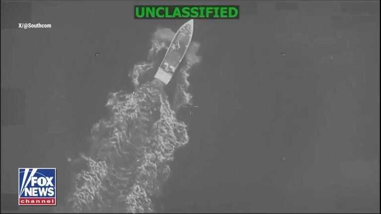 SOUTHCOM publie une vidéo dramatique montrant une frappe meurtrière sur un bateau rapide dans les…