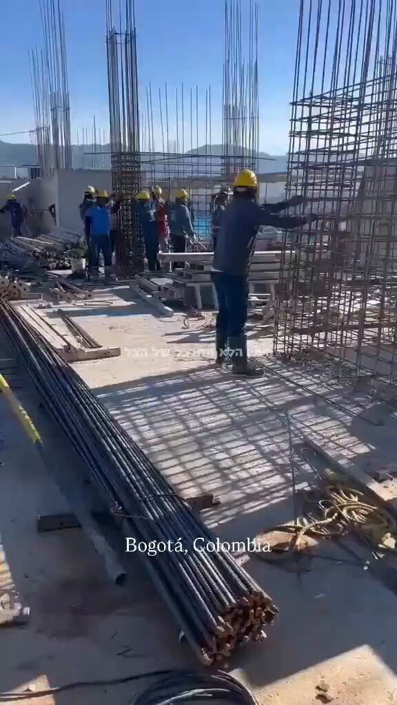 Un séisme de magnitude 7,4 a frappé la Colombie, filmé dans un bâtiment en construction.