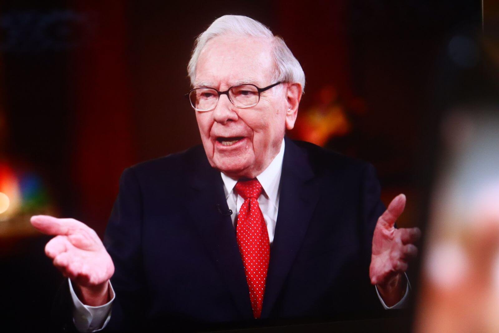 Pourquoi Warren Buffett a qualifié cet investissement d’erreur « la plus horrible » – « mérite une place dans le livre Guinness »