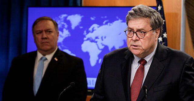 Rapport : le FBI a qualifié Mike Pompeo et Bill Barr de « conduits » de désinformation russe