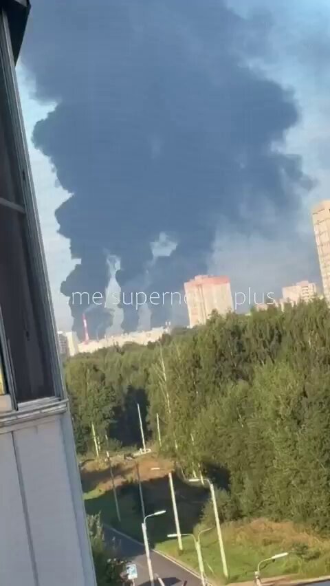 Des drones ukrainiens à longue portée ont percuté quatre sites distincts de la raffinerie de pétrole de…