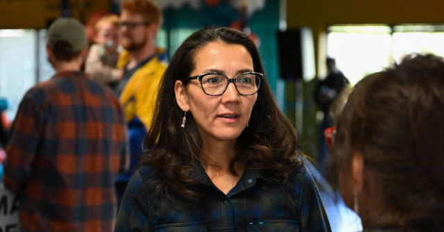 Rapport — Non-présentation : Mary Peltola, candidate démocrate au Sénat américain, a raté 794 votes à la Chambre des représentants de l’Alaska