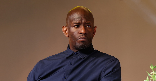 Rapport : Andrew Gillum, ancien candidat démocrate de Floride, de retour en prison après un test positif à la méthamphétamine