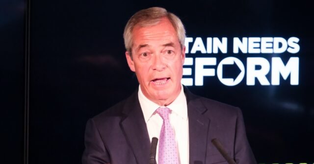 La police antiterroriste rouvre son enquête sur la tentative d'attentat à la bombe incendiaire contre la maison Farage