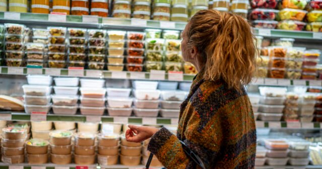 L’inflation a encore baissé en juillet alors que les prix des médicaments sur ordonnance, de l’essence et des produits d’épicerie baissent