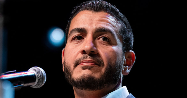 Abdul El-Sayed bat Haley Stevens et l'establishment démocrate et affrontera le républicain Mike Rogers