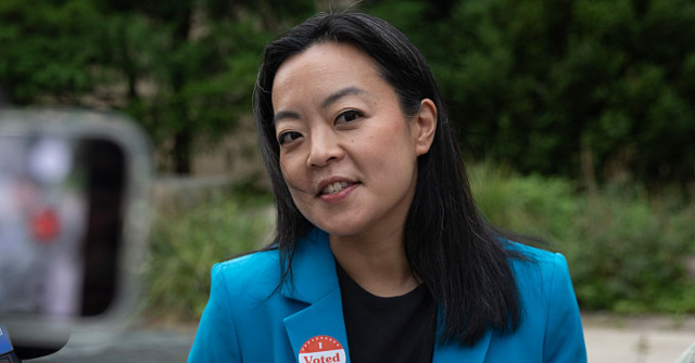 La candidate socialiste Francesca Hong évite de répondre aux raisons pour lesquelles AOC et Bernie Sanders ne l'ont pas soutenue