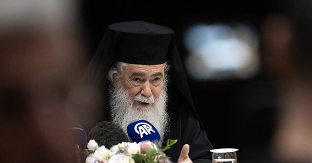 Exclusif — Message du patriarche de l'Église orthodoxe Théophile III à Trump alors qu'il cherche à aider à mettre fin à la guerre en Ukraine : « Bienheureux les artisans de la paix »