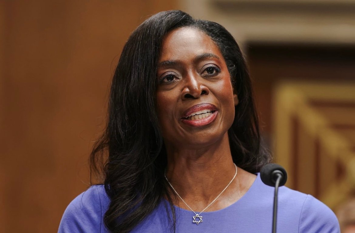 Le Sénat américain confirme le Dr Erica Schwartz au poste de directrice du CDC — Reuters