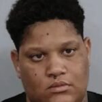 Une femme du Kentucky a été inculpée après avoir prétendument pointé l'AR-15 sur un employé de KFC en…