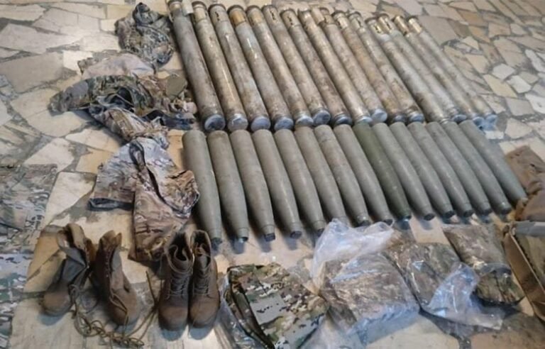 L'armée libanaise a saisi une cache de roquettes Grad de 122 mm importées clandestinement de Syrie.