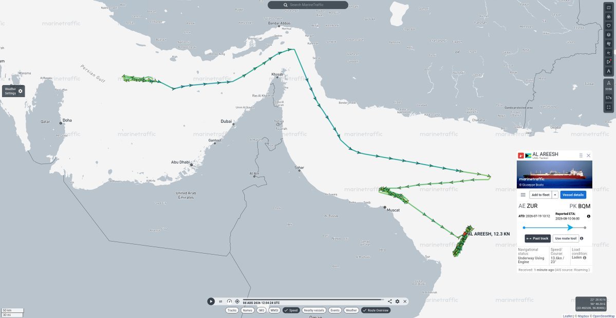 Le méthanier Al Areesh, battant pavillon des Bahamas et appartenant au Qatar, continue de flâner le long…