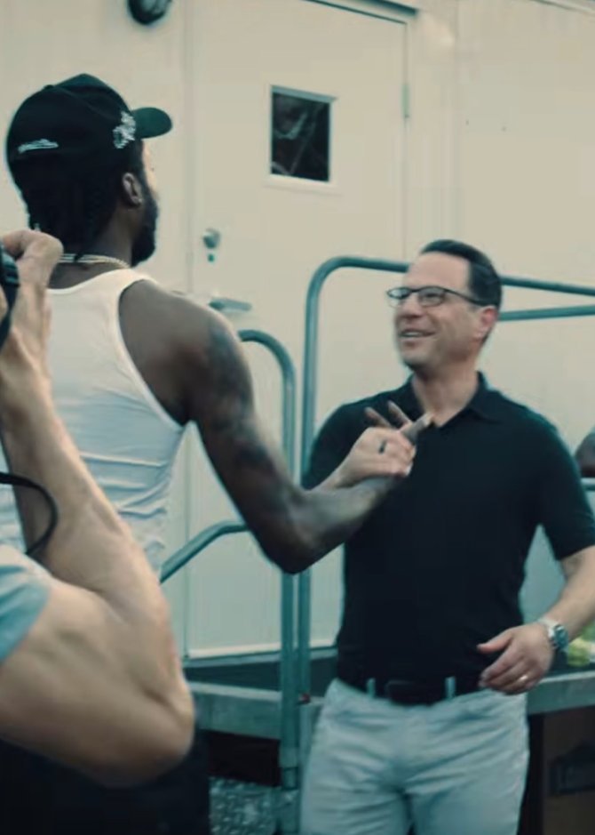 Le gouverneur de Pennsylvanie, Josh Shapiro, apparaît dans le nouveau clip du rappeur Meek Mill.