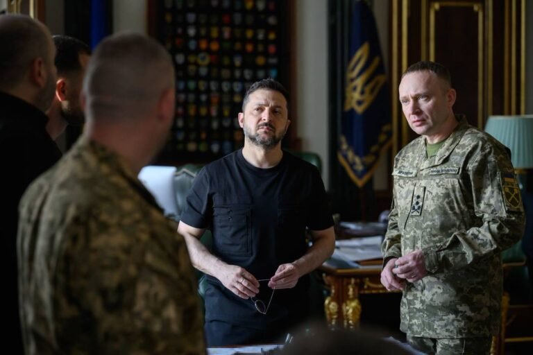 Zelensky: "Cette année, malheureusement, la fourniture de missiles anti-balistiques par les partenaires a…