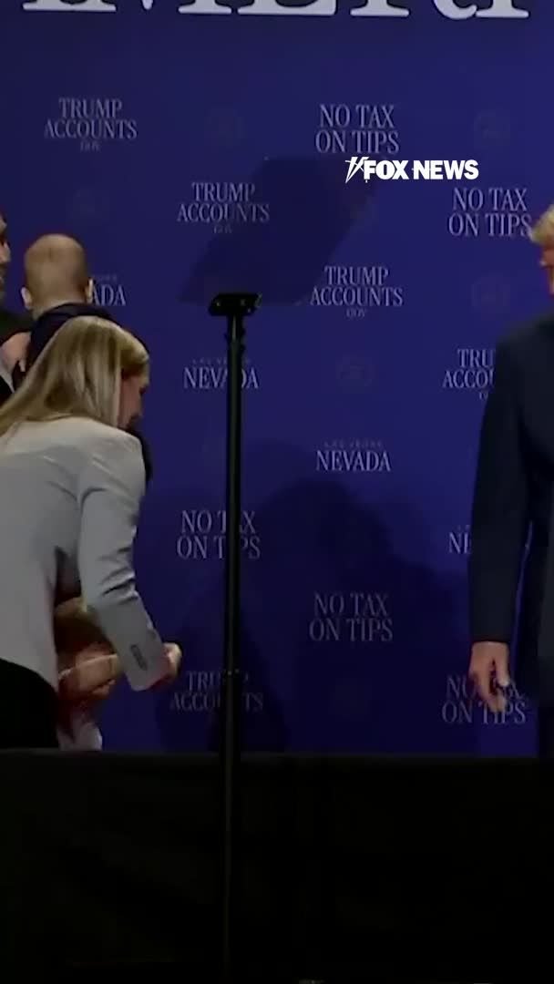 "Merci pour mon compte Trump." Un petit garçon remercie le président Trump dans un adorable moment sur…
