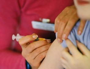 NOUVEAU - Le Royaume-Uni commence à recruter des enfants âgés de 11 à 16 ans, à partir du 1er août, pour…