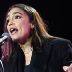 La représentante Alexandria Ocasio-Cortez critique ses collègues démocrates sur la façon dont ils ont géré…