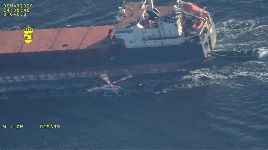 🇸🇪🇺🇦 La Cour suprême de Suède a décidé de confisquer le navire saisi Caffa, lié à la « flotte fantôme »…