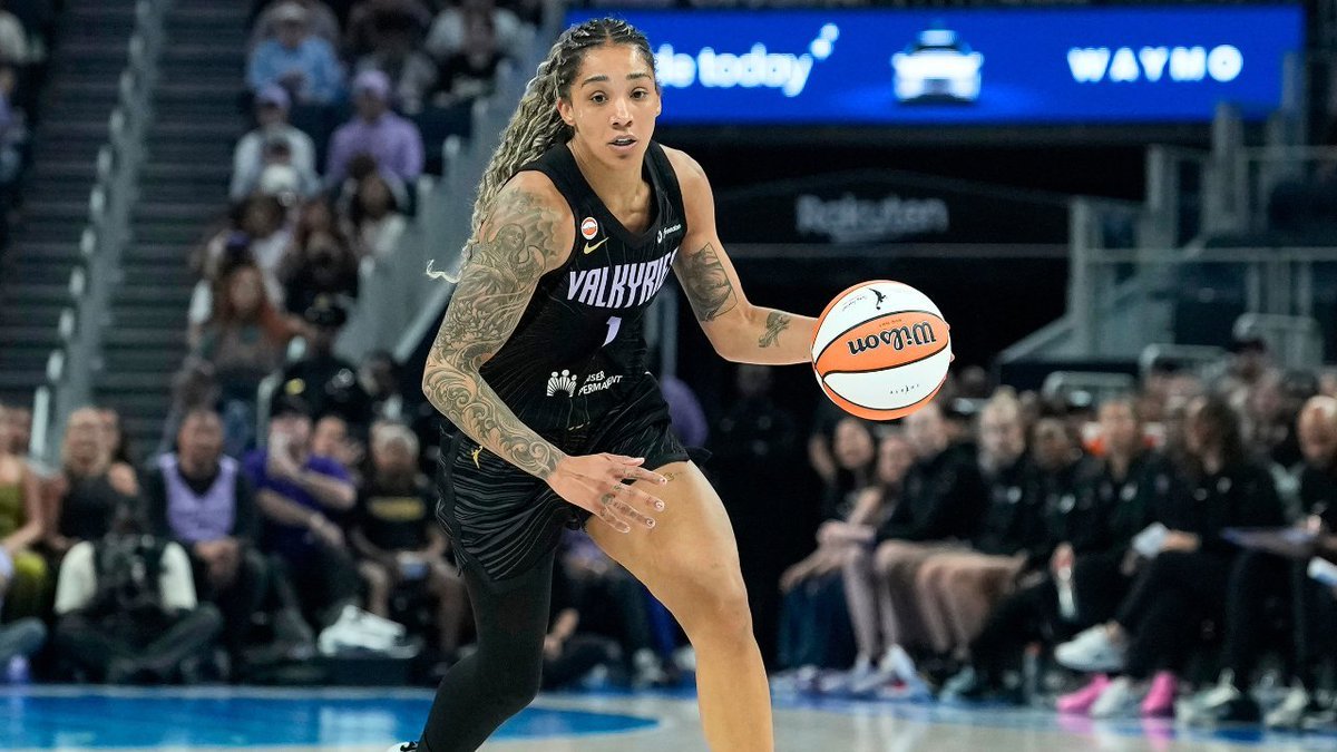 "J'accepterais un athlète trans dans mon équipe ou contre mon équipe, à tout moment." La star de la WNBA,…