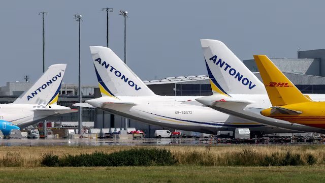 Les États-Unis ont estimé qu'un drone chargé d'explosifs découvert mercredi dans un aéroport allemand…