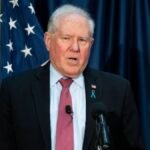 L'ancien secrétaire de l'Air Force de Biden, Frank Kendall, perd son éligibilité à accéder aux…