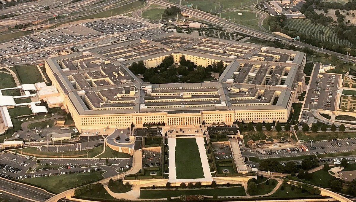 🇺🇸 Le Pentagone a émis une directive aux entreprises de défense pour qu'elles « construisent des armes…