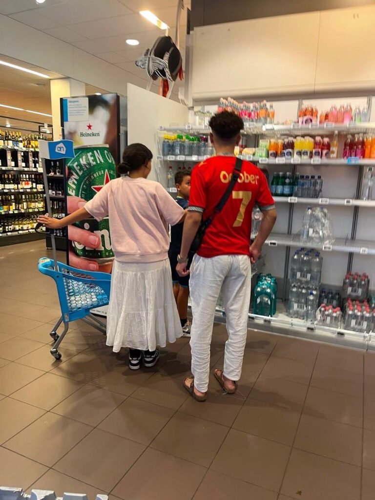 🇳🇱 Les partisans des terroristes du Hamas et le massacre du 7 octobre dans un supermarché d'Amsterdam, aux…