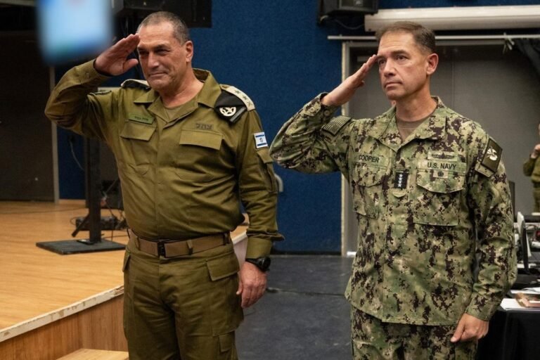 Le commandant du CENTCOM, l'amiral Brad Cooper, a assisté aujourd'hui à la conférence des commandants de…