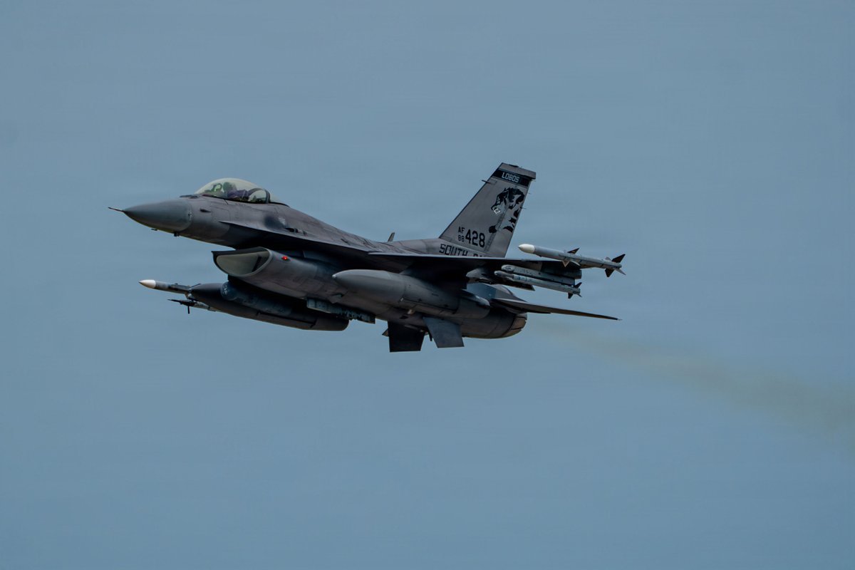 Les F-16 du Commandement de la défense aérospatiale de l'Amérique du Nord (NORAD) ont intercepté un avion…