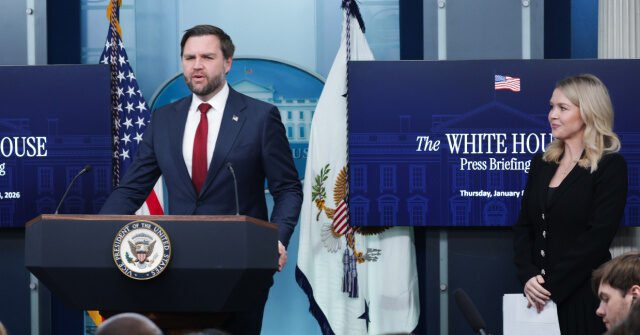 JD Vance réagit au départ de Karoline Leavitt : « Nous sommes tristes de la voir partir »