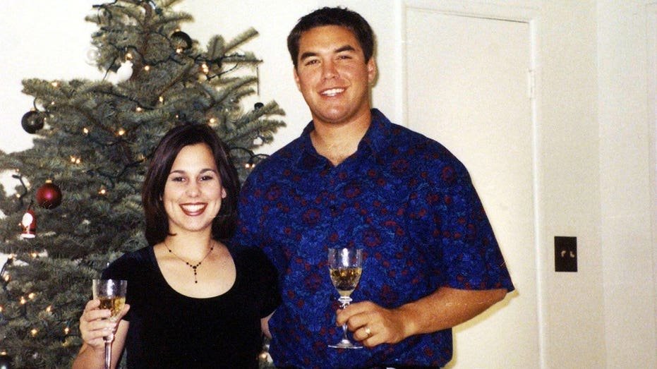 La Californie est poursuivie en justice pour une politique qui pourrait libérer les tueurs en série alors que l'ami de Laci Peterson tire la sonnette d'alarme