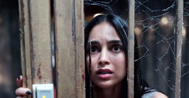 La star de "Scream", Melissa Barrera, saccage Hollywood pour l'avoir mise sur liste noire parce qu'elle soutient les Palestiniens